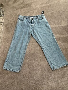 Women’s plus size jeans, parke size 20 NWT